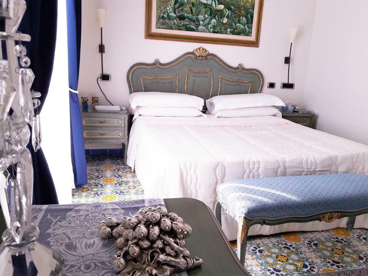 Hotel Stella Maris Casal Velino Oda fotoğraf